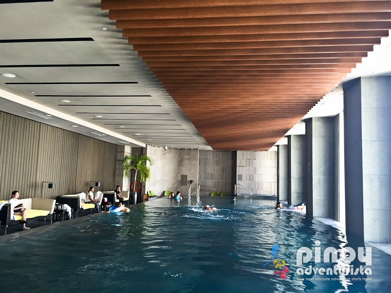 What are some affordable hotels with indoor swimming pools?